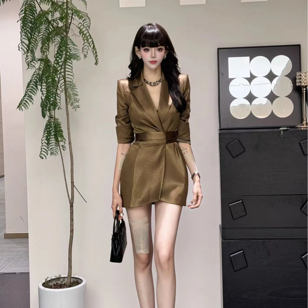 显瘦气质长袖时尚收腰修身秋季西装LL24575