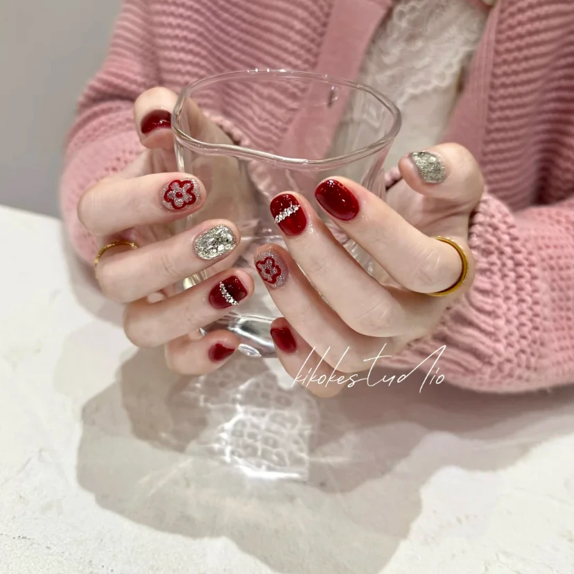 【一星半点】高端美甲·穿戴甲10片时尚镶钻华子亮片红色猫眼新年