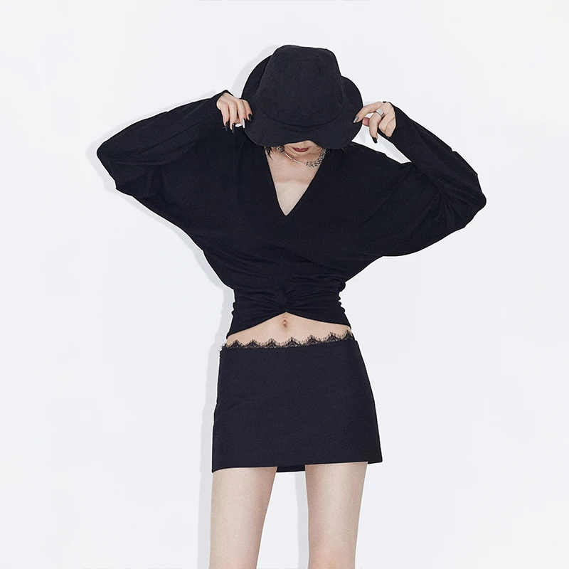 ourhour 腰间扭结 黑色V领褶皱露脐蝴蝶袖上衣 女设计感纯色上衣