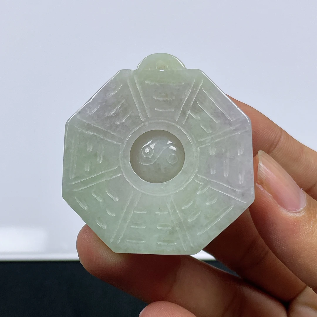 缅甸天然翡翠A货八卦牌翡翠吊坠八卦挂坠双彩绿色大气国风Q008