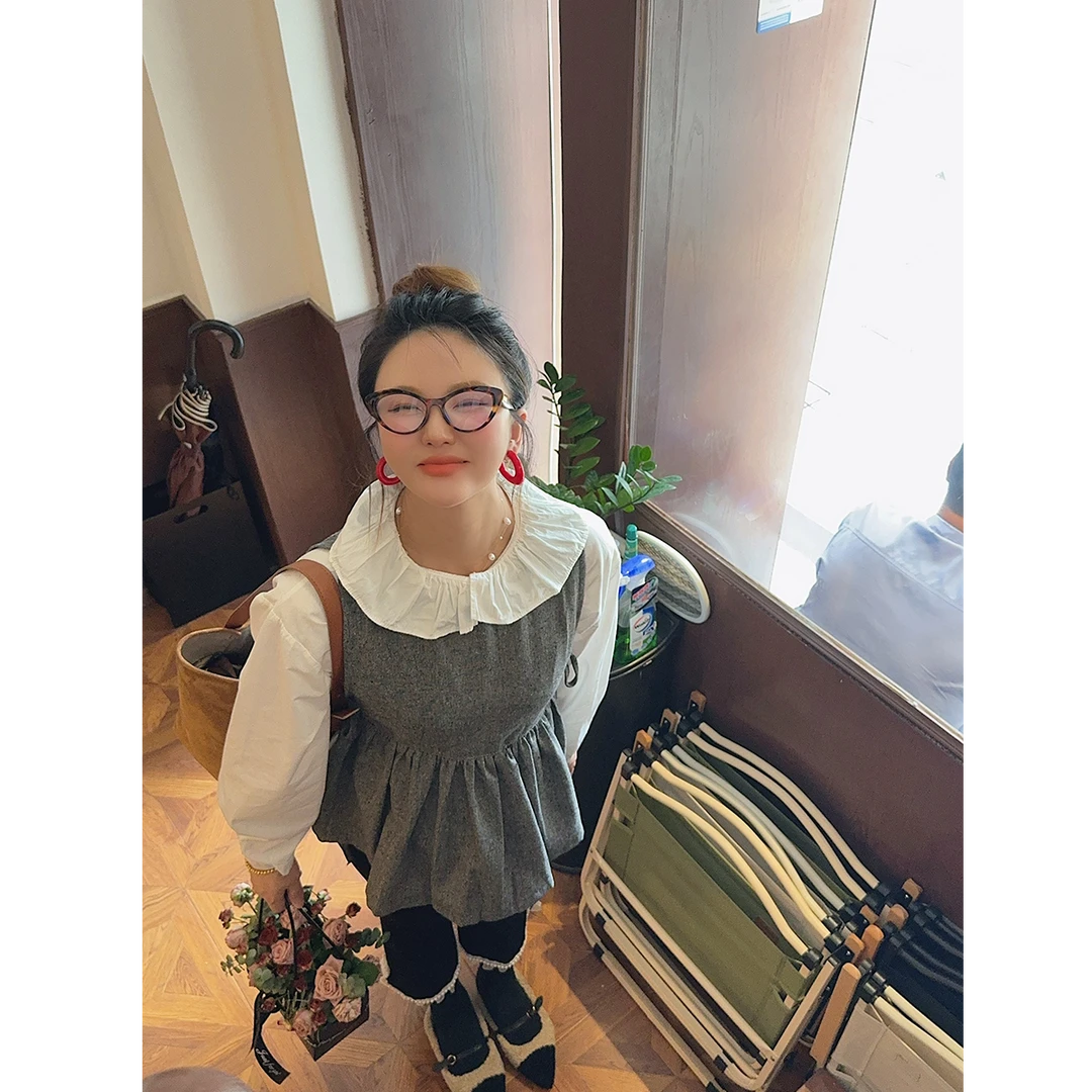 智英欧尼【无袖背心灰色+娃娃领衬衫白色】