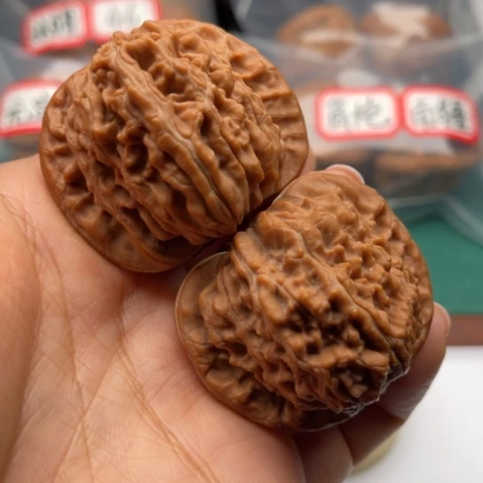 桃核把件45四座楼狮子头