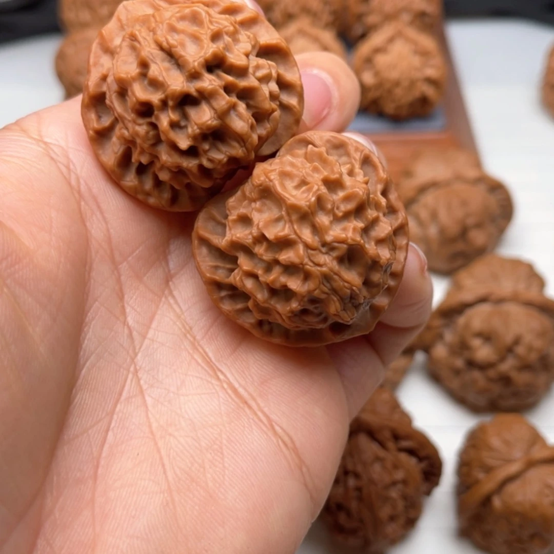 【闪购商品】桃核吊坠5**537