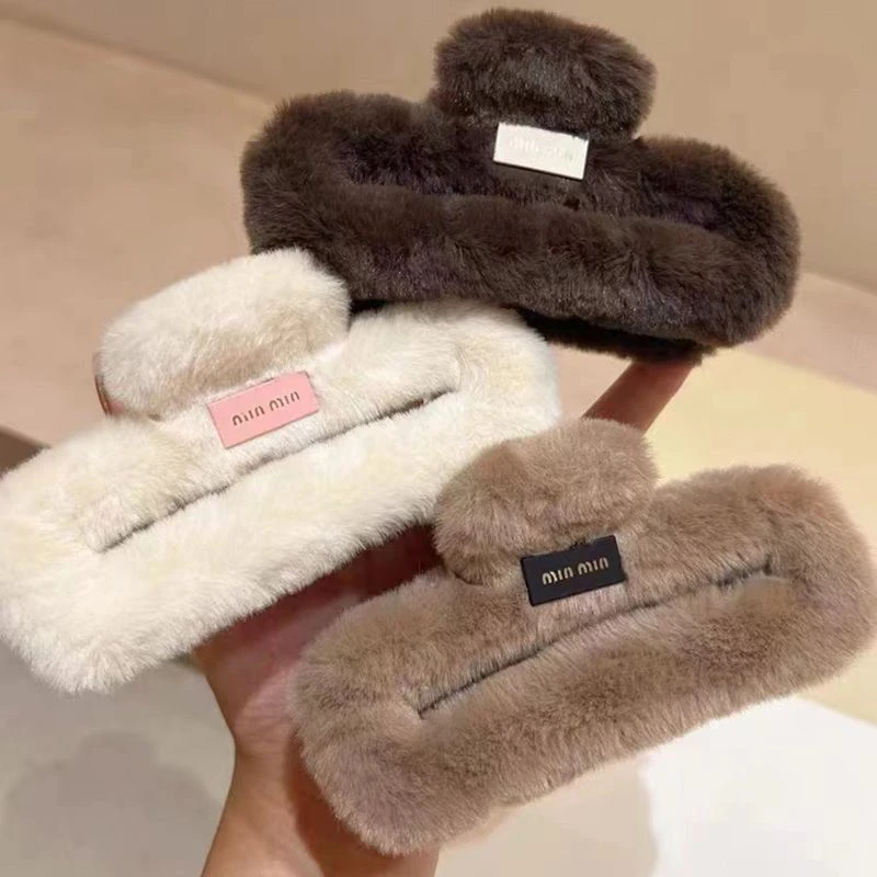 高级感毛绒抓夹大号女2023新款秋冬后脑勺发夹鲨鱼夹ins百搭头饰