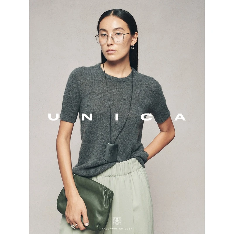 UNICA/裸感秀场知识分子康赛妮100羊绒岛精无缝一体针织短袖