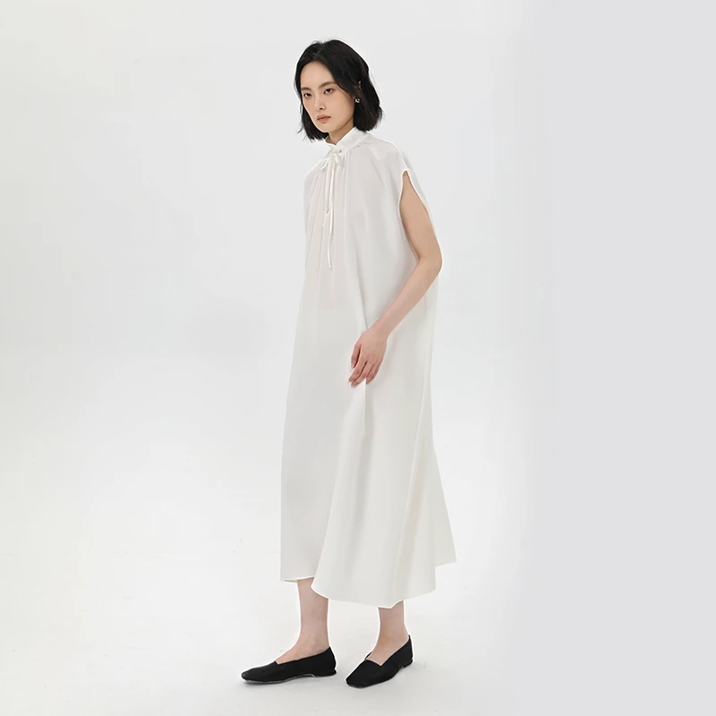 未命名立领抽绳阔形连衣裙设计师作品 女装连衣裙 宽松连衣裙白色
