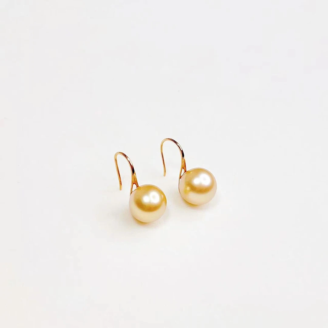【大D】18K金/南洋金珠高跟鞋耳钩/10-11MM