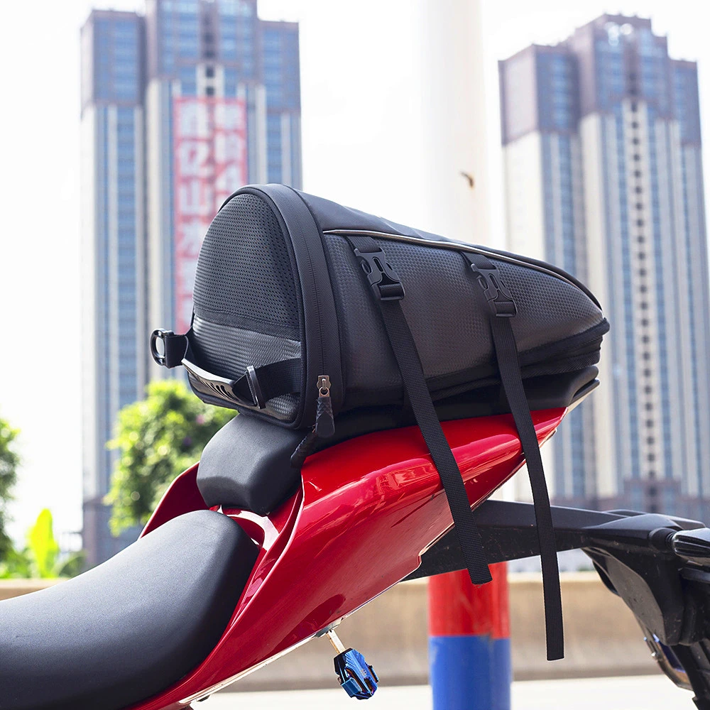 摩托车雅马哈后座包杜卡迪尾包踏板骑士包机车赛600单肩防水背包