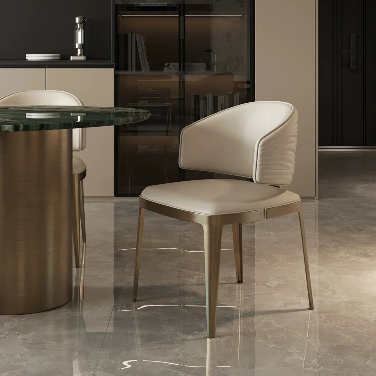 轻奢餐椅家用别墅简约设计师意式北欧高档椅子不锈钢波纹椅化妆椅