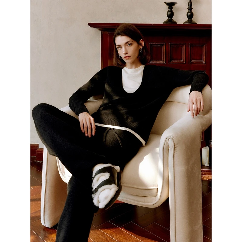 玖着-奢暖守护_羊绒羊毛双倍暖意/虚线提花假两件撞色针织套装