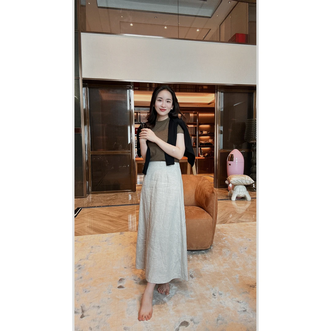 3MF702【贵姐NICOLE】2025年新款高端设计师款时尚百搭半身裙女