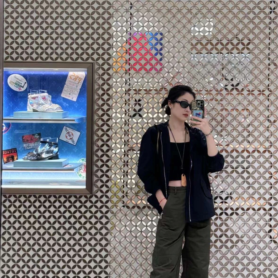 4NWT082 【贵姐NICOLE】进口面料设计师高端气质上衣