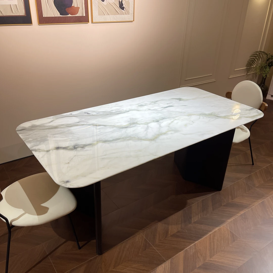 【珀石荟】中古风卡拉卡塔绿奢石餐桌现代复古天然进口大理石吃饭桌