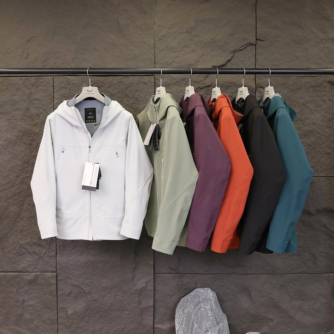 户外全压胶加绒软壳冲锋衣男女防风防水徒步外套登山服外套9376