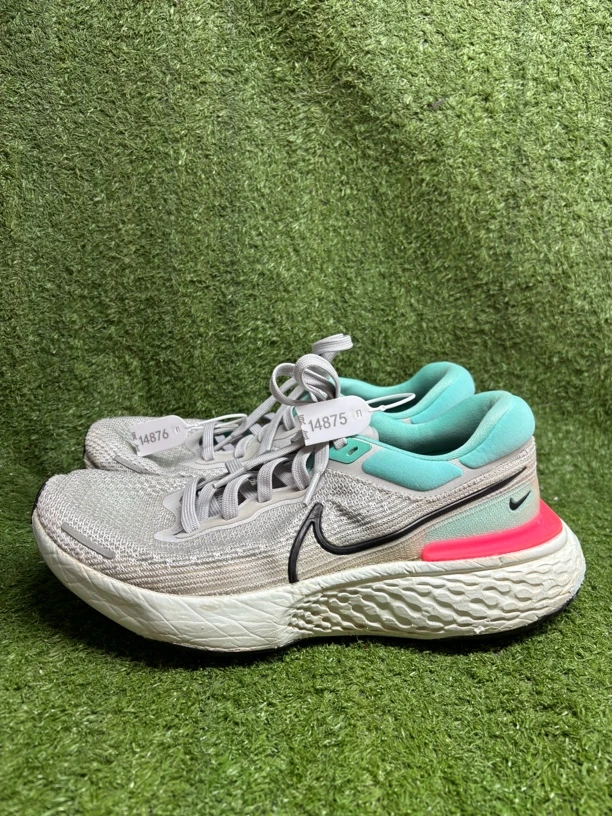 44码二手正品Nike ZoomX Invincible Run 缓震 防滑耐磨 轻便