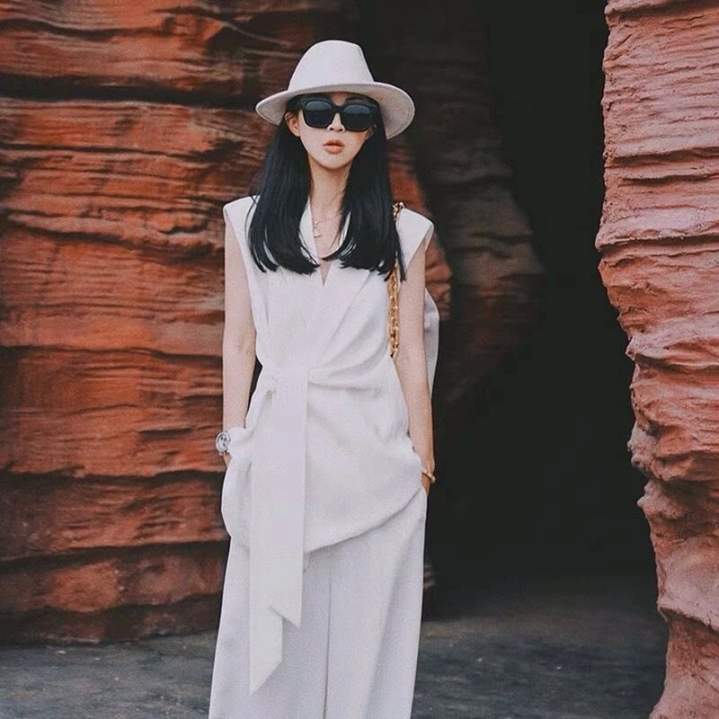 干练气质女装时髦洋气高级感小香风白色西装影楼阔腿裤套装夏季薄
