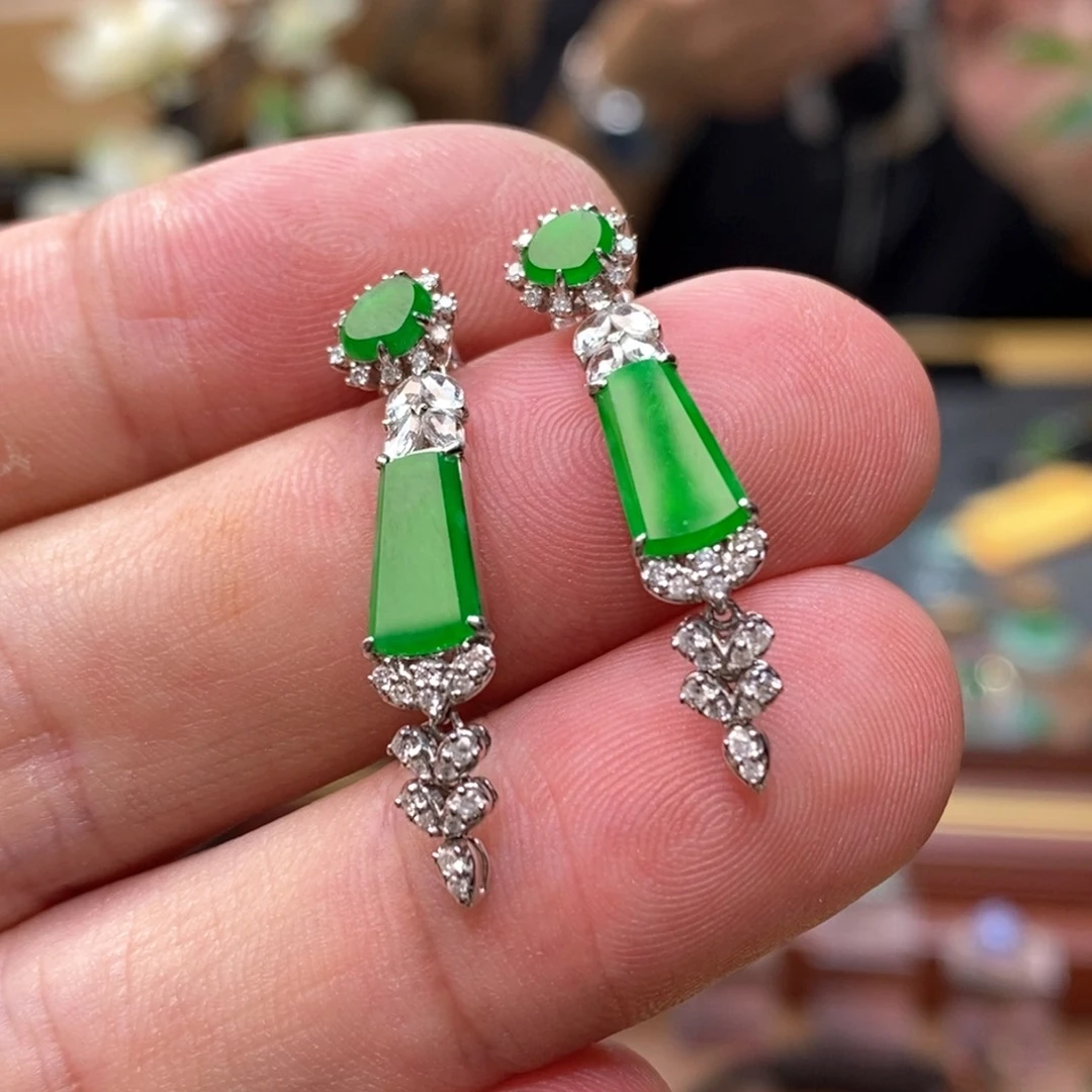 翡翠耳饰18K金镶嵌耳坠