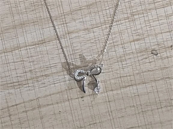 相伴项链时尚轻奢小众个性简约高级感锁骨链七夕礼物坠链