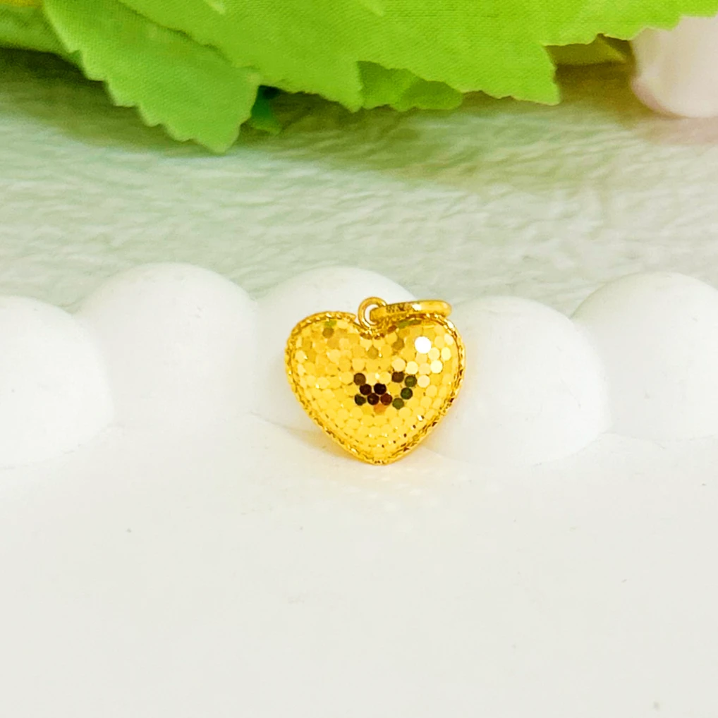 足金999 鱼鳞胖心吊坠  按克卖