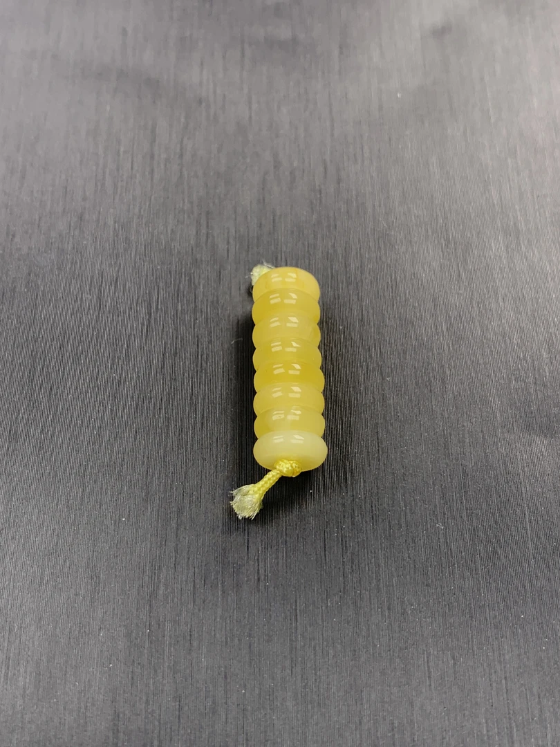 保真原矿俄料蜜蜡隔片干净没黑点尺寸6-8mm 多样性发货其中一件
