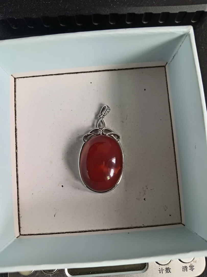 四川凉山瓦西南红玛瑙