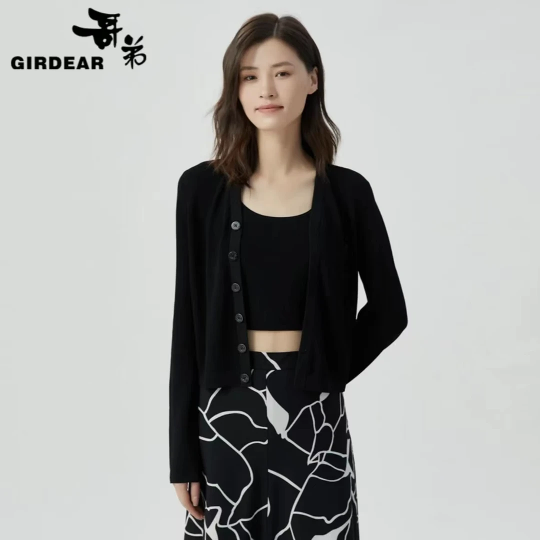 GIRDEAR/哥弟1499201 新款 春款气质百搭简约显瘦女士V领针织开衫