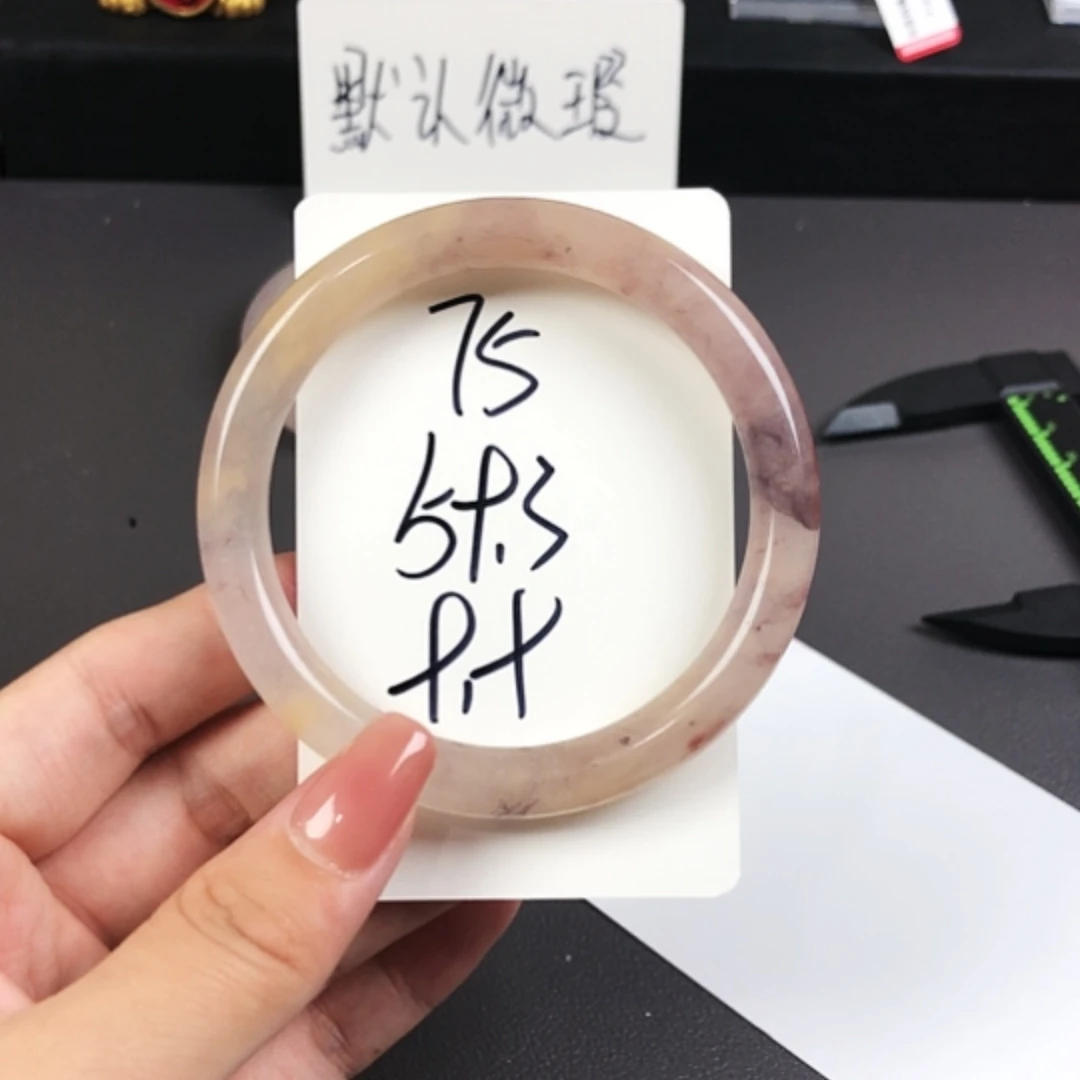 【闪购商品】石英质玉手镯未镶嵌75