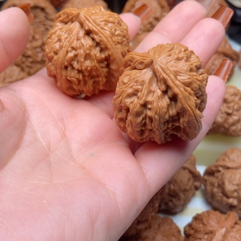 【闪购商品】文玩核桃吊坠山*π
