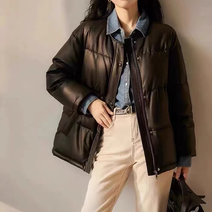 美尚公主【66359】名媛小香风圆领黑色百搭冬季短外套