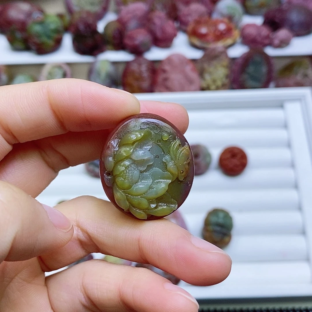 玛瑙/玉髓盐源玛瑙吊坠未镶嵌