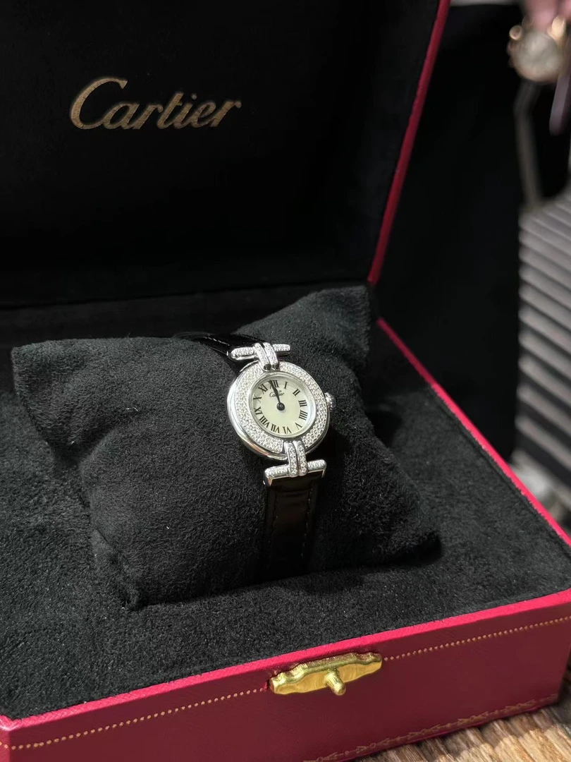 95新 Cartier/卡地亚 小旋风蓝针银框白贝母女表24盘LF
