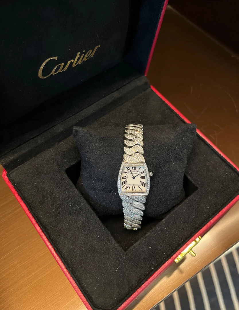 95新 Cartier/卡地亚 黄金鳄鱼满钻罗马刻中古女表22*22盘15腕周