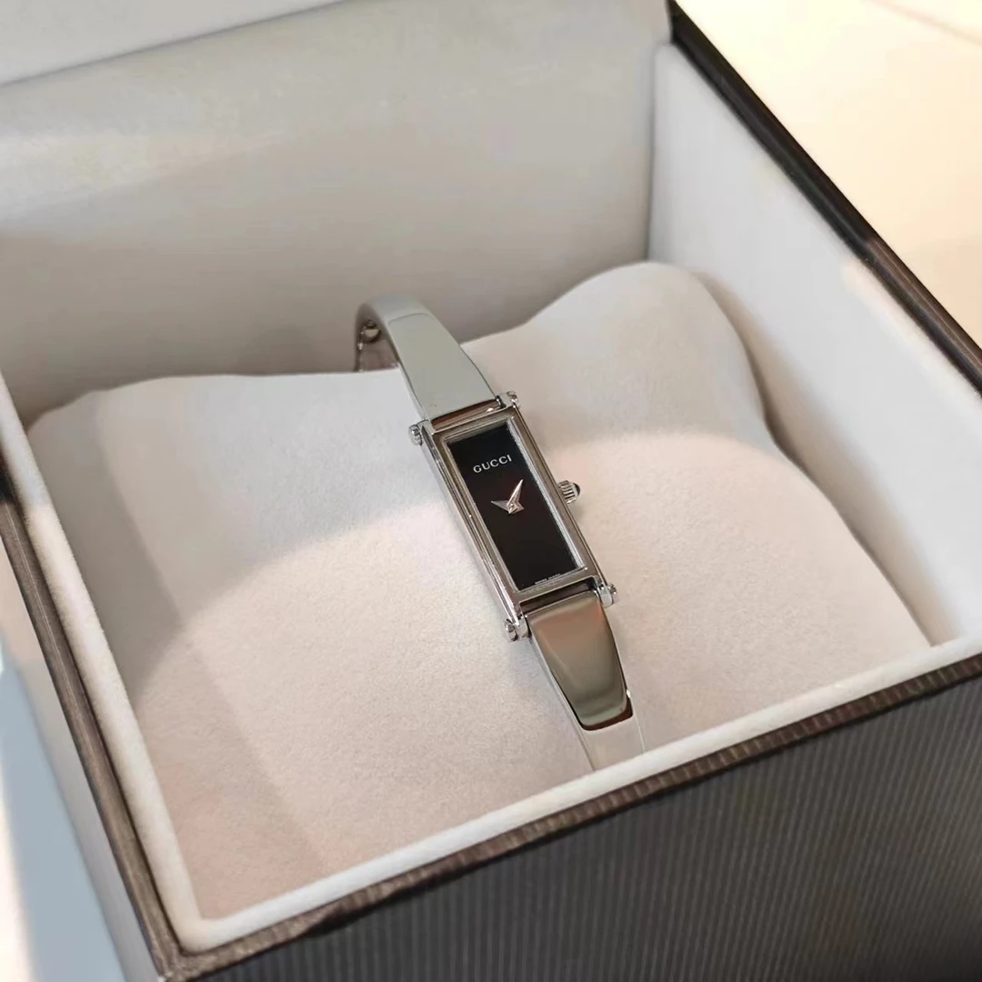 99新 GUCCI/古驰 两针简约高级黑细方盘百搭时尚中古女表12*24盘