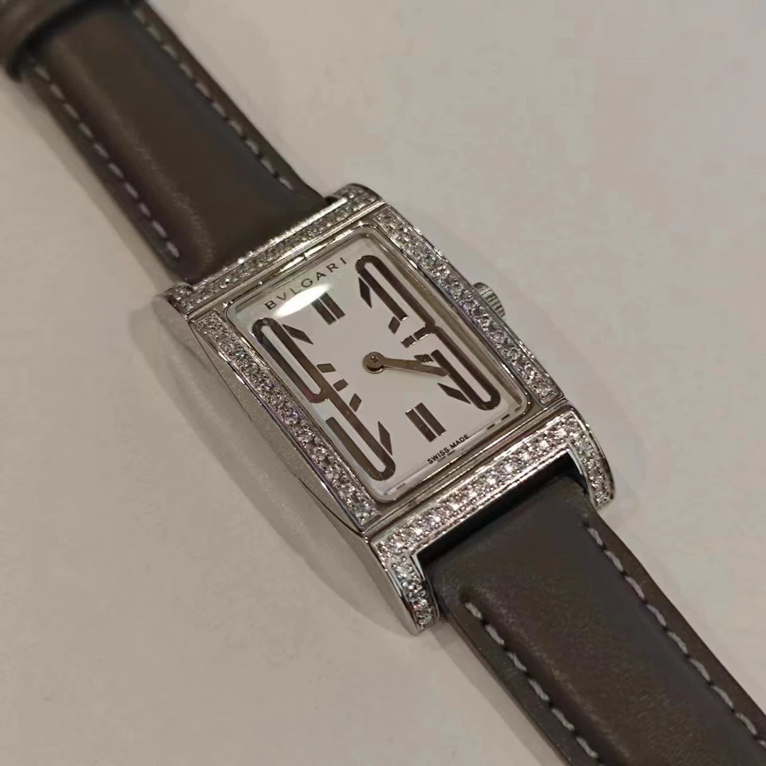 95新 BVLGARI/宝格丽 两针数字刻白盘坦克中古女表21*39盘16腕周
