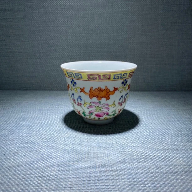 粉彩福寿纹主人杯茶碗