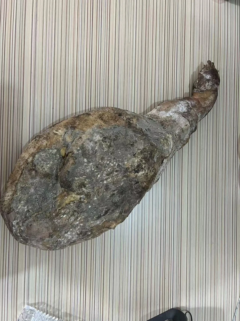 宣威整支四年老火腿-现称现卖重量以直播间为准