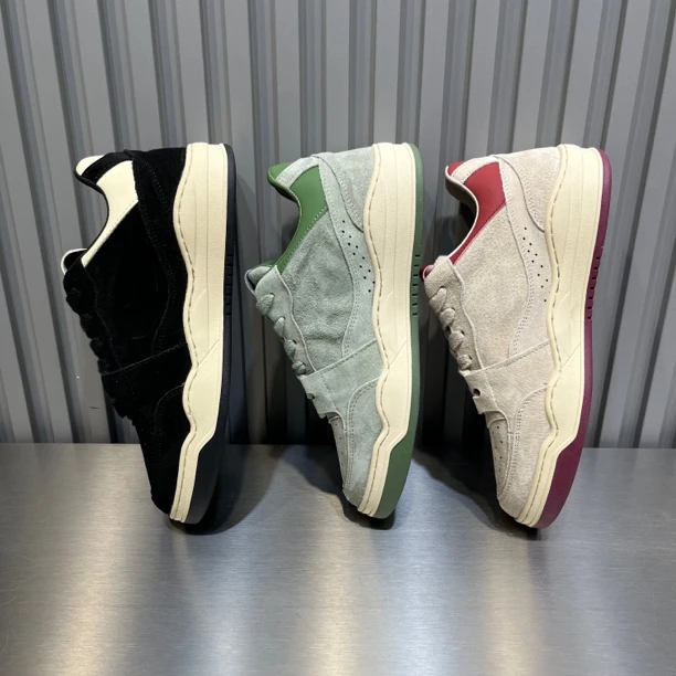 {标准尺码} 2024潮牌男鞋冬季新款舒适休闲软底韩版系带百搭男鞋