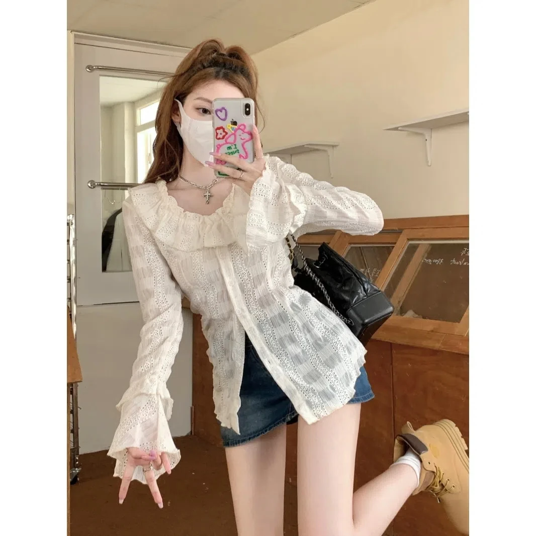 2023荷叶边V领长袖chic衬衫女春季温柔气质设计感镂空上衣潮