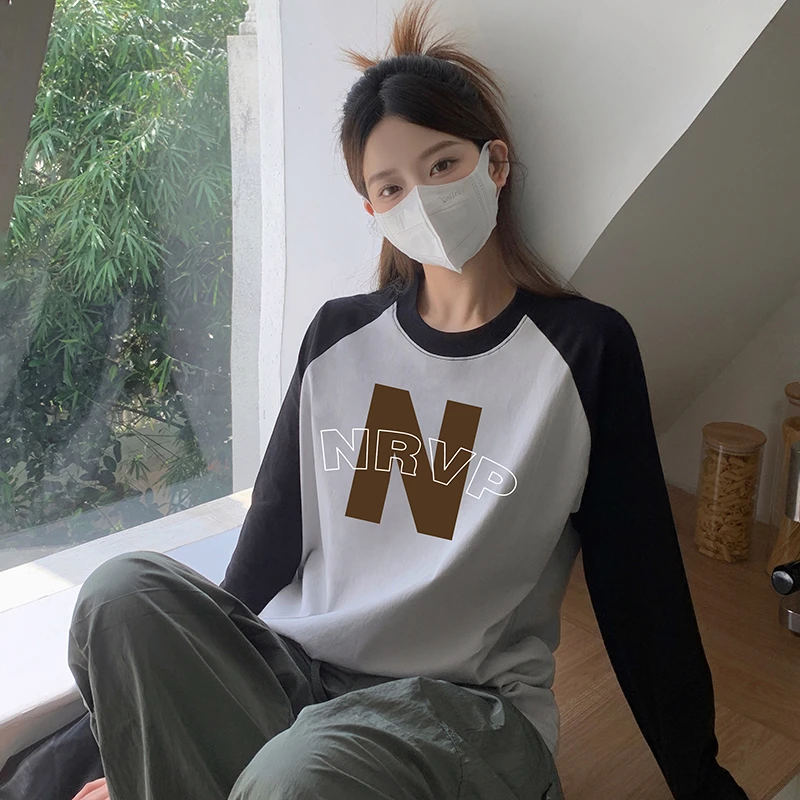 纯棉长袖打底衫女秋冬新款简约字母ins宽松薄款拼色插肩袖t恤上衣