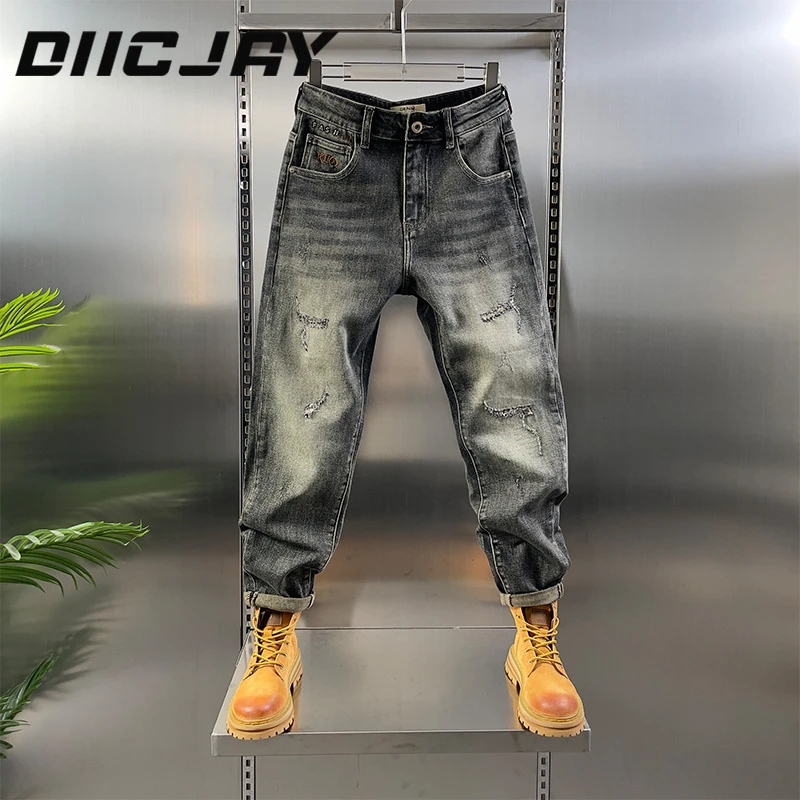 DIIC JAY/狄杰美式复古破洞牛仔裤男秋冬新款宽松百搭微锥休闲裤