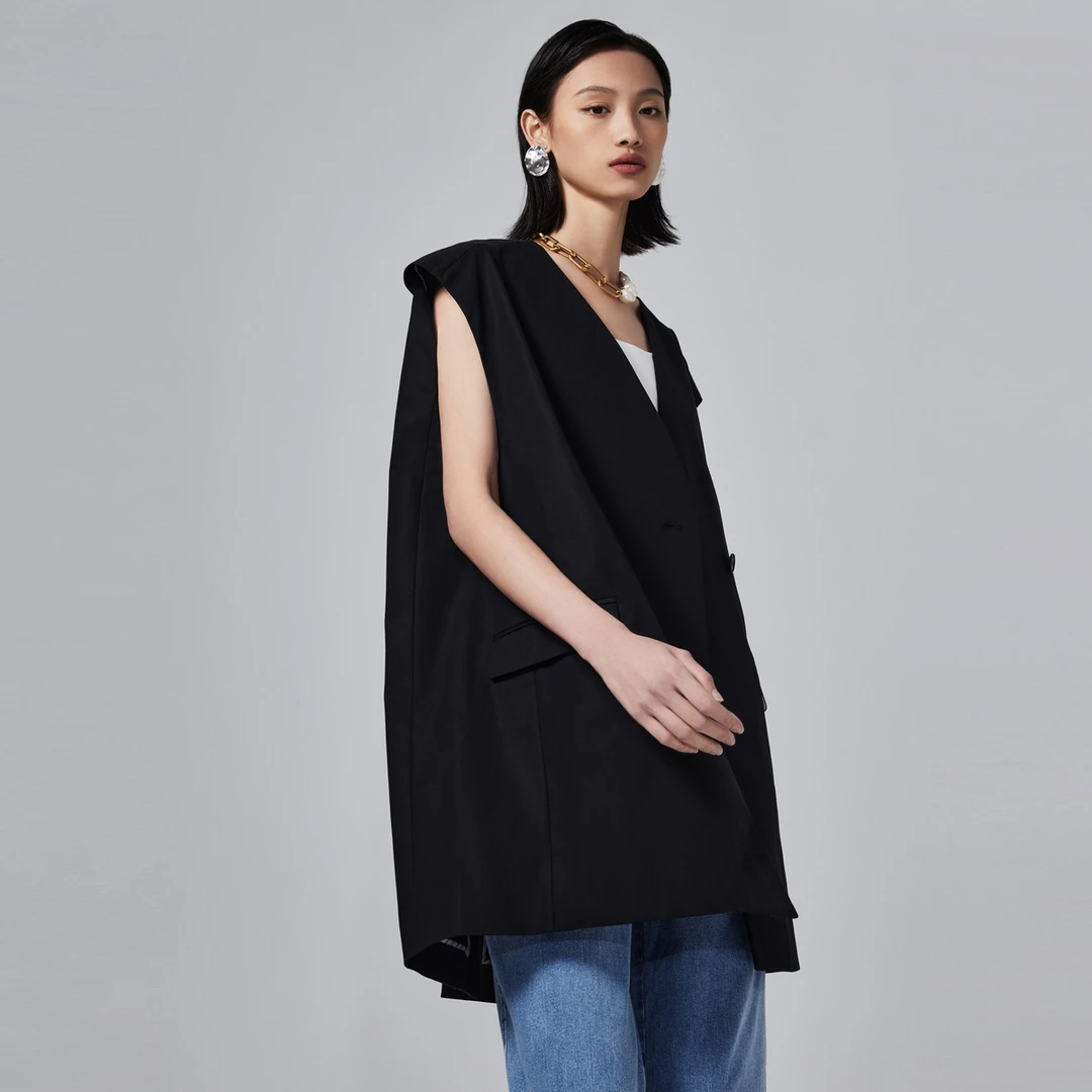 M.TSUBOMI/子苞米黑色无袖马甲女宽松休闲廓形V领设计感坎肩外搭