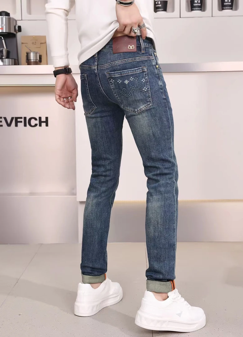 秋冬新款高档欧货时尚潮流印花修身小脚男士牛仔裤韩版舒适牛仔裤