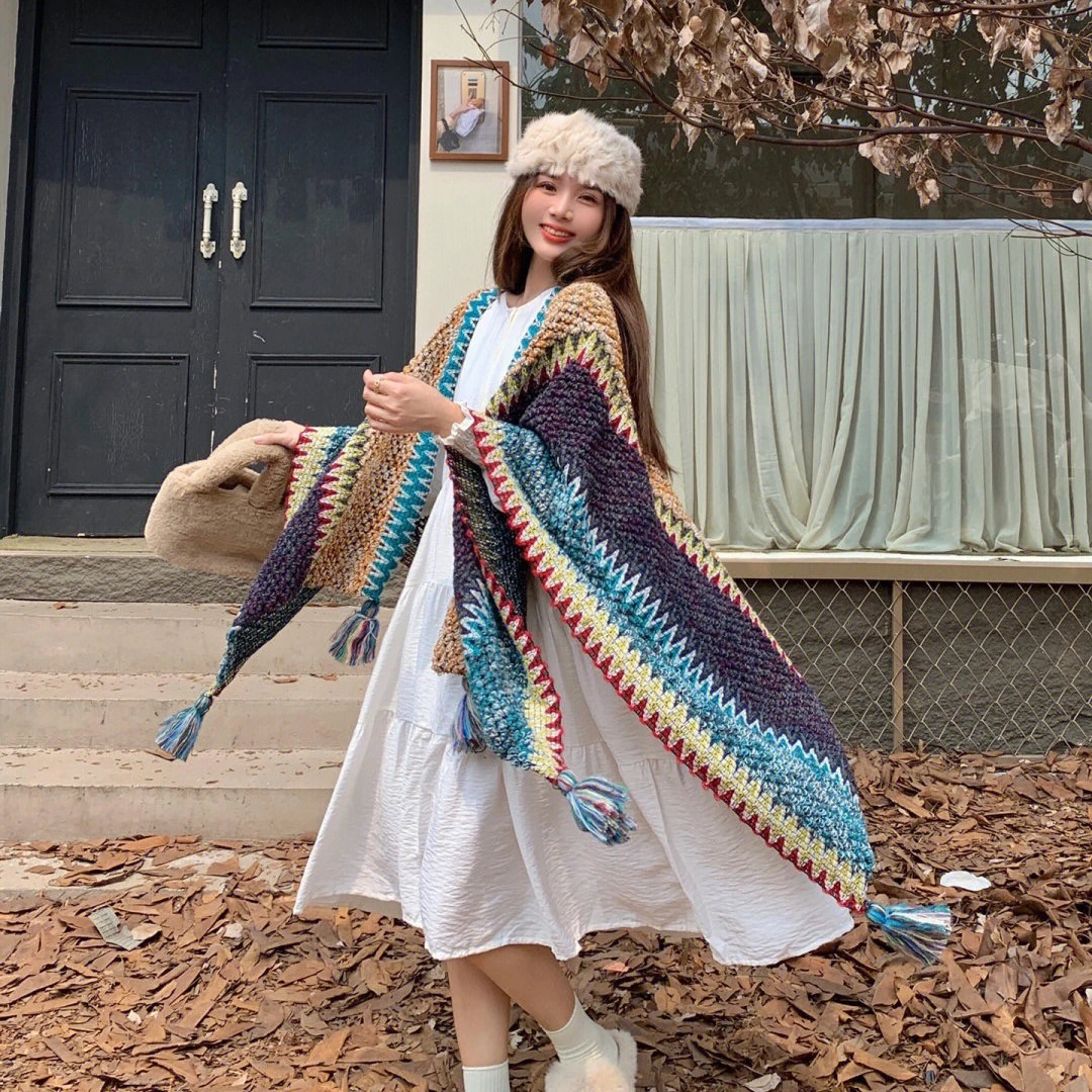 百搭披肩毛毯外搭保暖斗篷披风旅游拍照围巾女冬季针织流苏秋冬