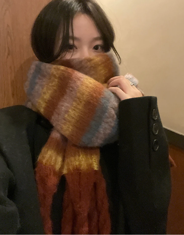 围巾女冬季新款绿色加厚加长保暖防寒围脖学生百搭韩系披肩潮