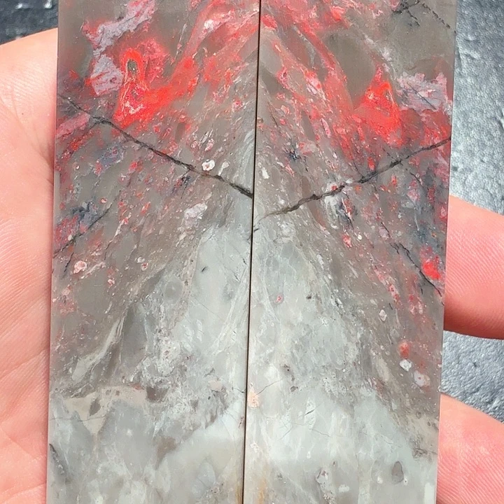 昌化鸡血石昌化鸡血石的对章