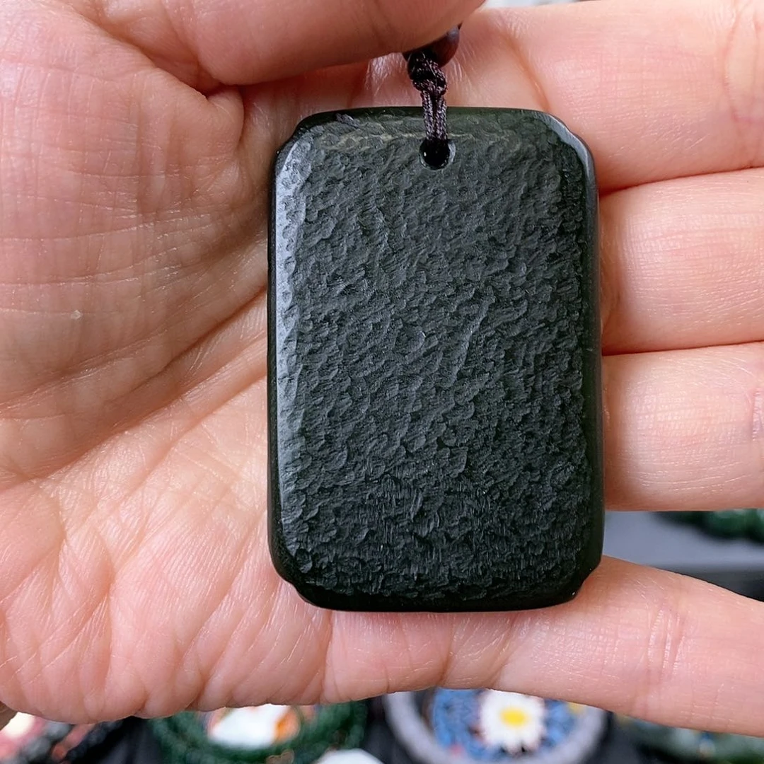 和田玉颈饰未镶嵌强***房