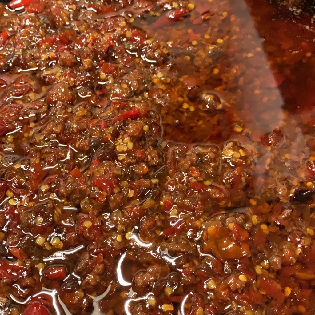 正宗鲜椒香辣牛肉酱辣椒酱即食拌饭香辣牛肉酱瓶即食拌面拌饭夹馍