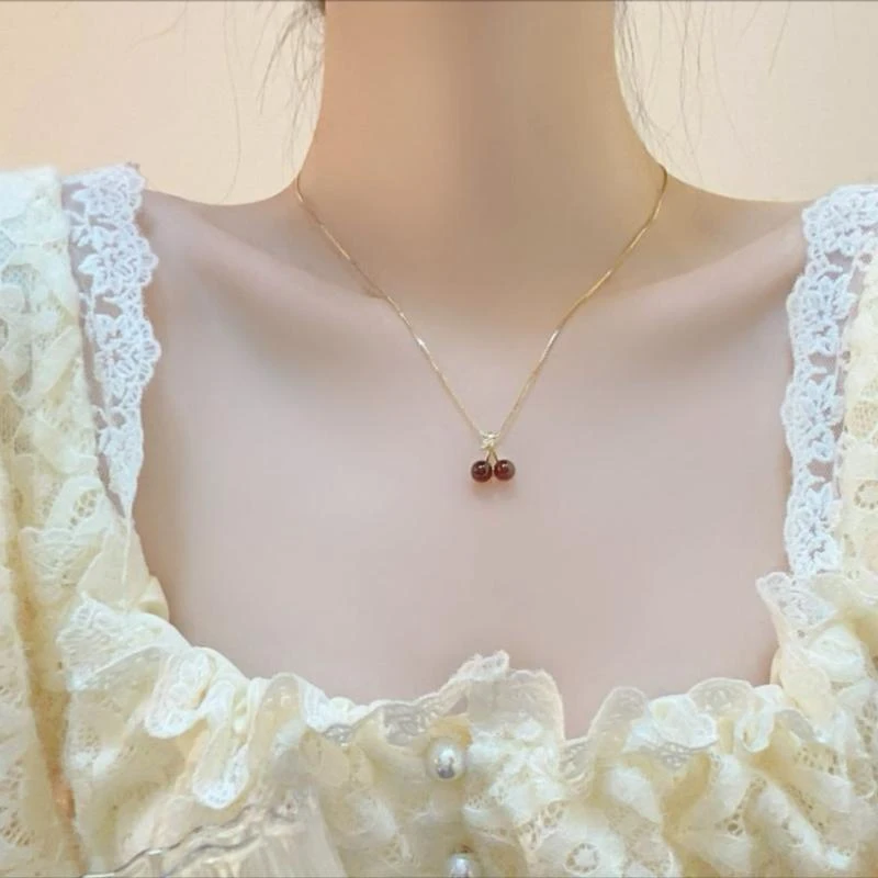 钛钢项链 【小樱桃】2025春夏红色项链ins气质显瘦百搭锁骨链女