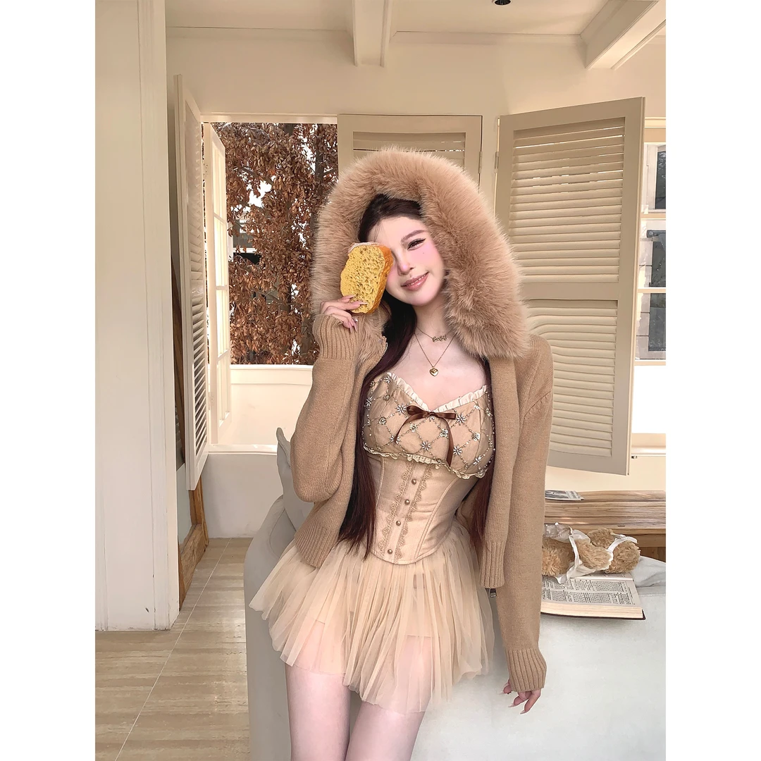 天鹅er 毛茸茸时尚外搭E24N3615