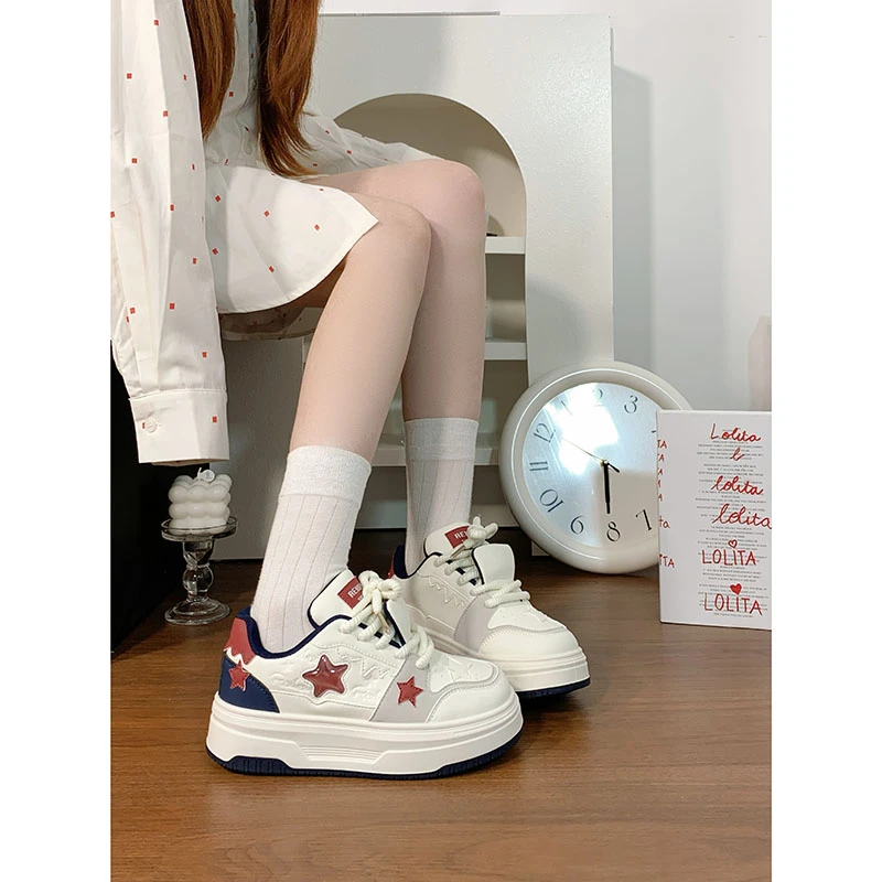 人本小众撞色星星板鞋女ins潮2025春季新款百搭小白鞋学生厚底鞋